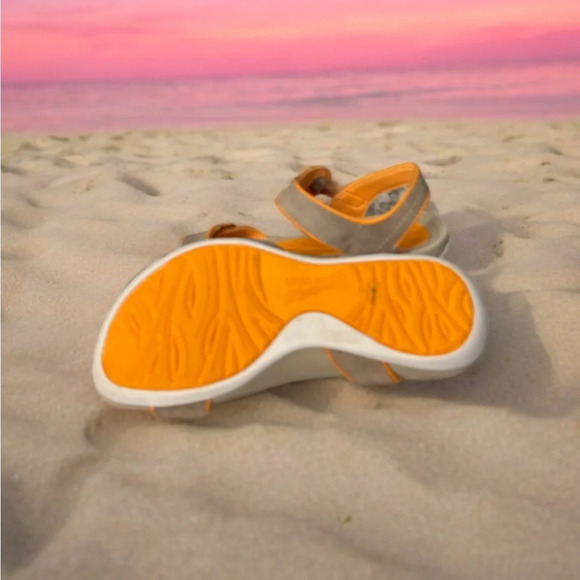 Dansko Women’s Kami Sport Sandal Mocha and Citrus. - Picture 8 of 9